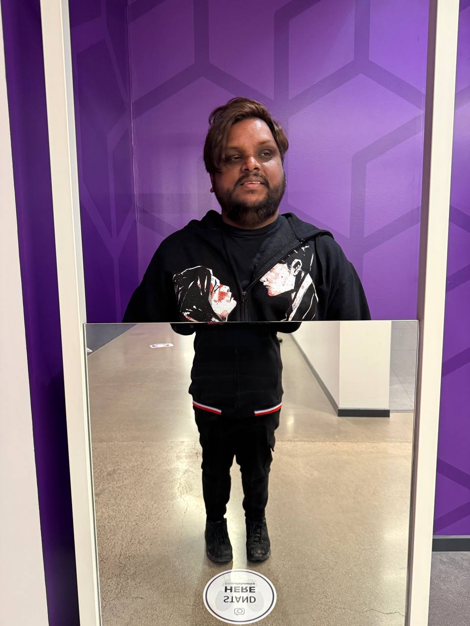 Floating head illusion at Museum of Illusions Mall of America